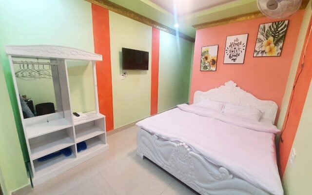 Van Quynh Hotel Dalat