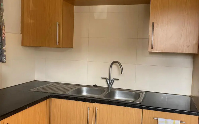 Exquisite 3 bed With Pool and Solar - 2238