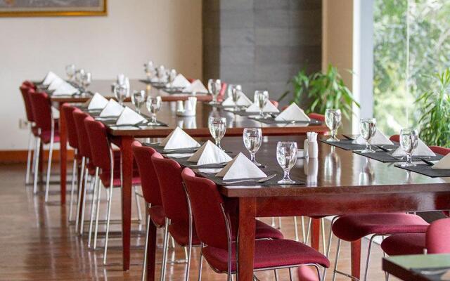 Lume'os Hotel Cempaka Putih