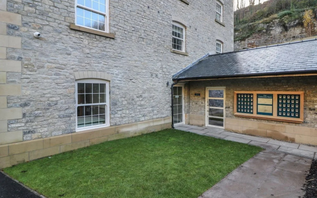 Rock Mill Apartment
