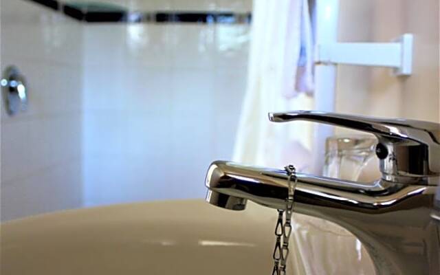 Owen River Tavern & Motels