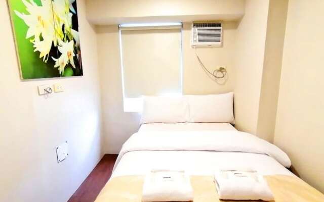 Gilmore Tower Suites By SMS Hospitality