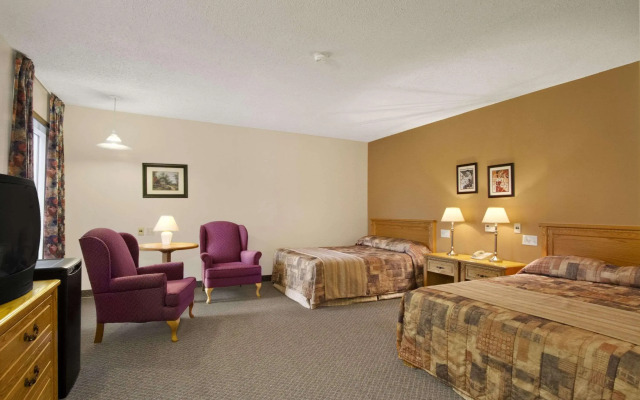 Knights Inn Woodstock