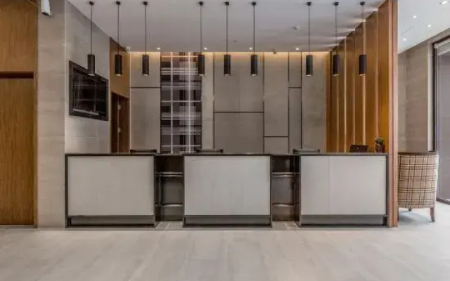 Homeinn Plus Hotel (Kunming  Dashanghui )