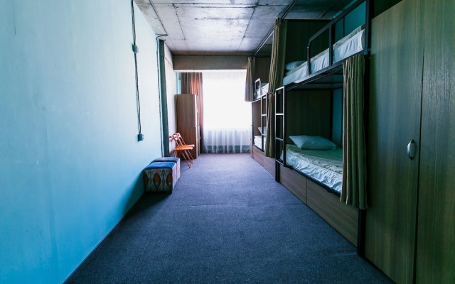 H8 Hostel