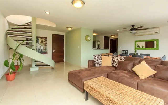Plaza Par.1203 Penthouse