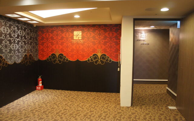 Taichung Saint Hotel