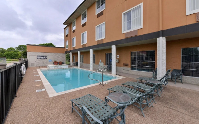 Inn at Stonebriar