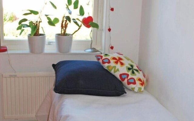 Beautiful Home in Västra Frölunda With 3 Bedrooms and Wifi
