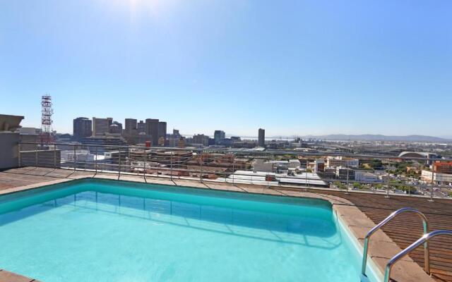 Urban Oasis at The Four Seasons