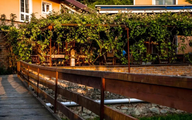 Restoran I Prenocište Egghus