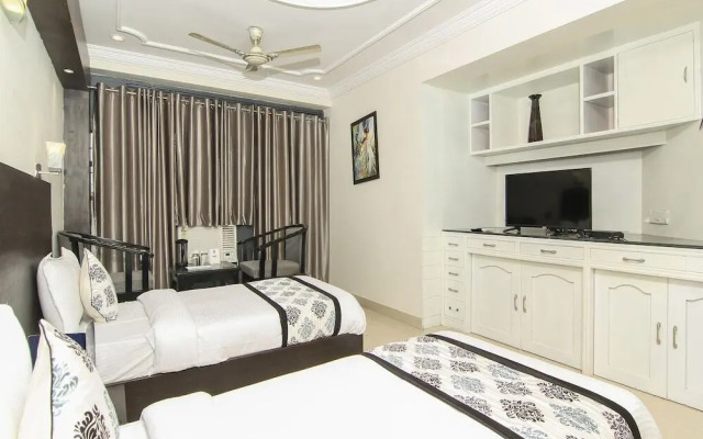 Serenity Stay 2 by OYO Rooms