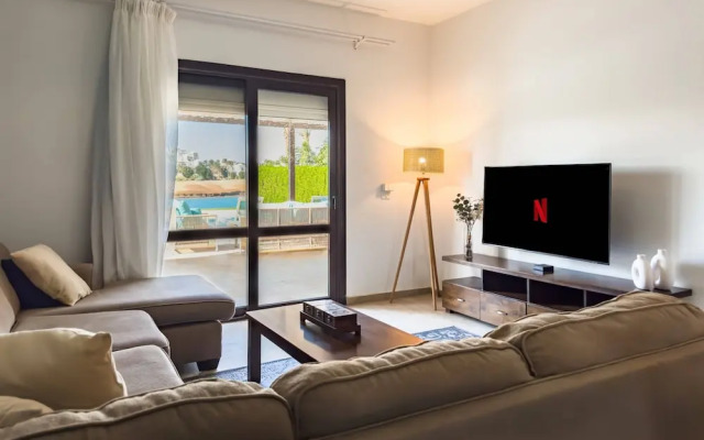 Xuru Stays I Sundown Symphony 4mbdr Villa @ Joubal El Gouna