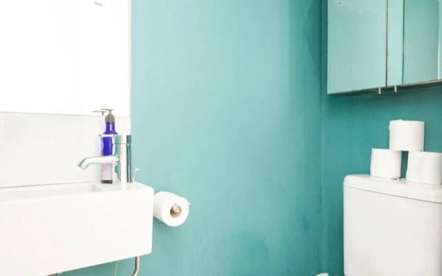 Contemporary 1 Bedroom Apartment Near Notting Hill