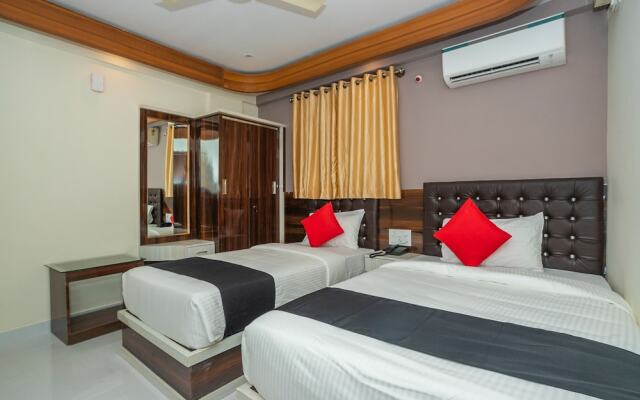 OYO 10525 Varcity Abra Madiwala