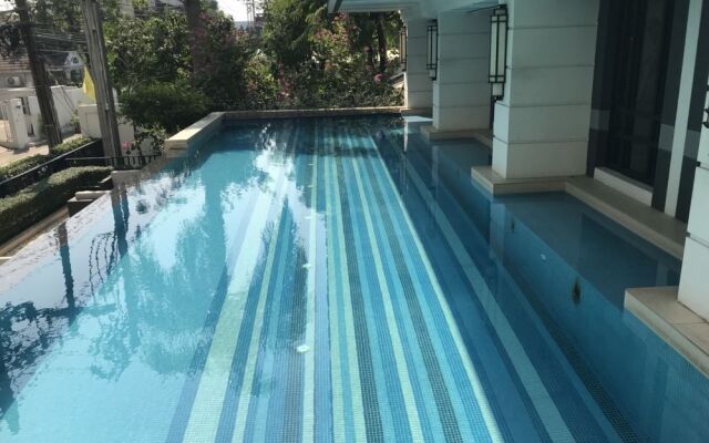 TC Contel @ Ploenchit