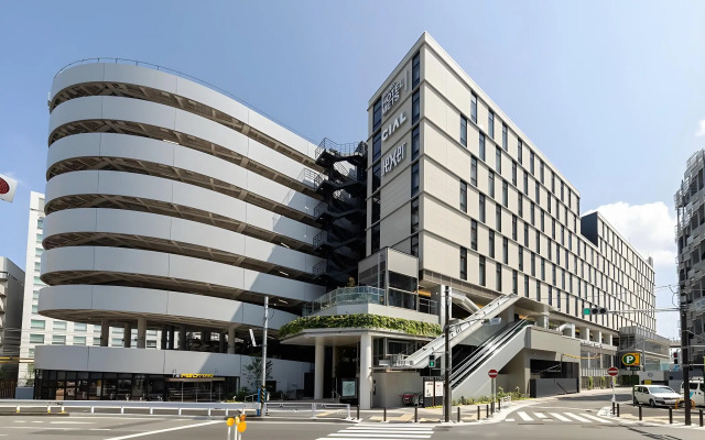 JR-East Hotel Mets Yokohama