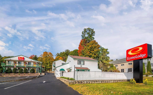 Rodeway Inn Lake George Outlets