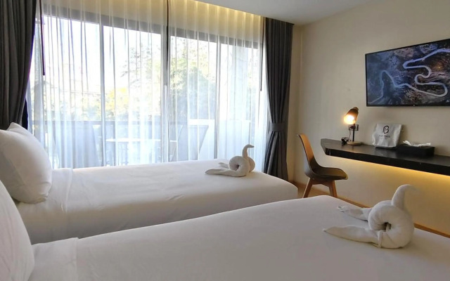 Pooh Beach Resort & Spa