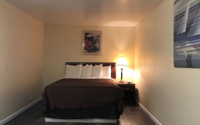 Relax Inn of Medford