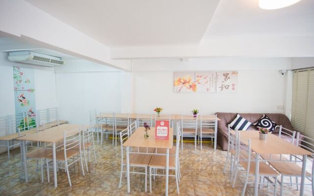 NIDA Rooms BTS Phra Kanong 1112 Majestic