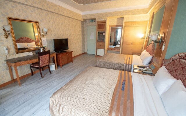 Amazing Golden Hostel