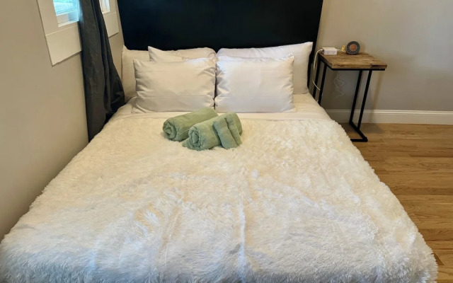 Jungle House Boutique Lofts – Downtown Columbus & Short North