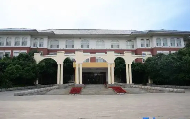 Songyuanshi Hotel