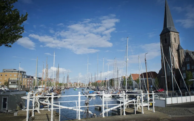 "DE BANK" - Hotel Apartments