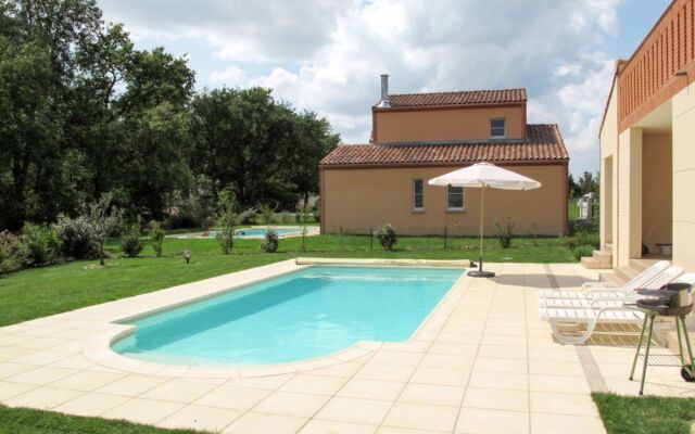 Domaine Royal Green (MZA100)