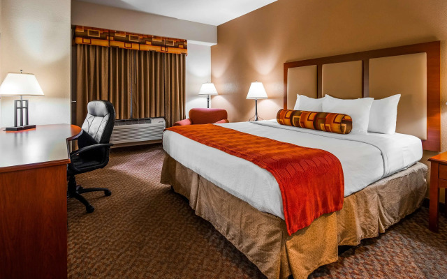Best Western Plus Waxahachie Inn & Suites