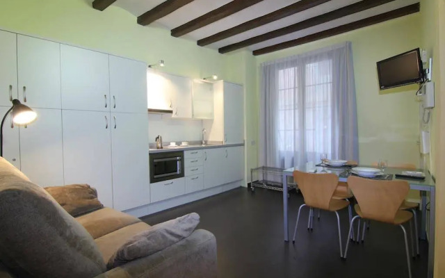 Classbedroom Born Apartments