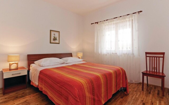 Amazing Home in Sukosan With 2 Bedrooms and Wifi