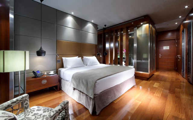 Sofitel Paris Arc de Triomphe