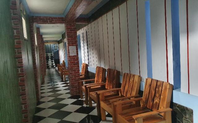 OYO 90368 Batu Adem Guest House