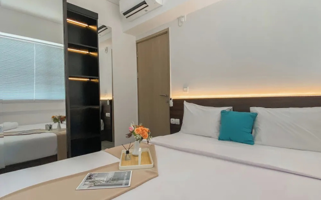 Homey And Modern Look 3Br At Meikarta With Balcon Apartment – Guest Rooms – Cibatu