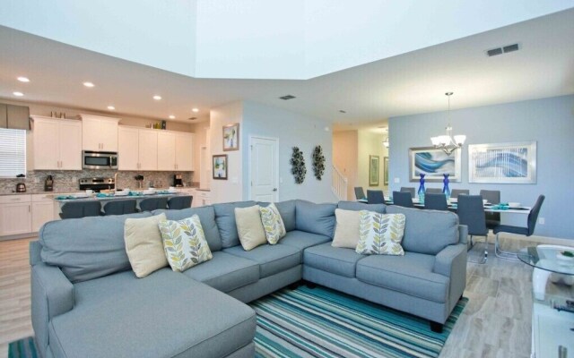 4839 Kings Castle Circle 5 Bedroom Home