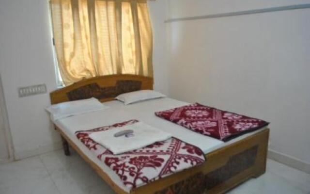 1 BR Boutique stay in Sasan(Gir)., Junagadh (D174), by GuestHouser