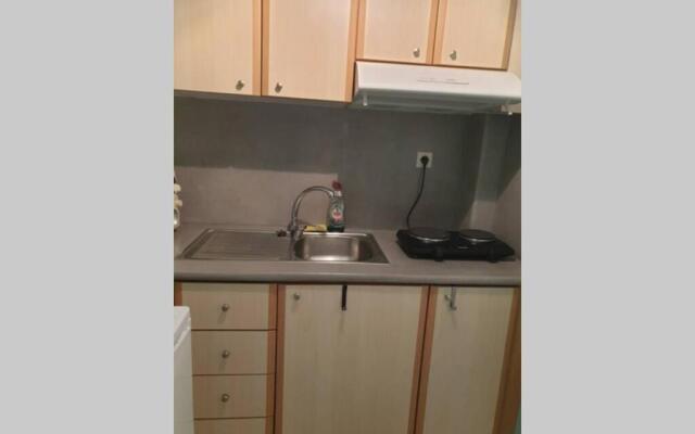 central studio very close to the port of Volos