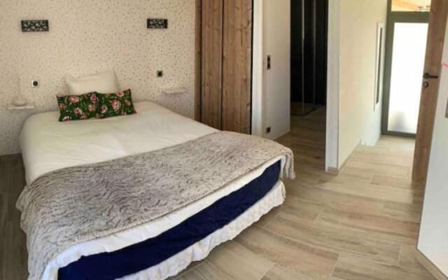 Chambre Avec Salle de Bains Privative