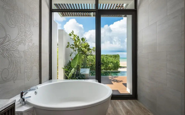 Khao Lak Marriott Beach Resort & Spa
