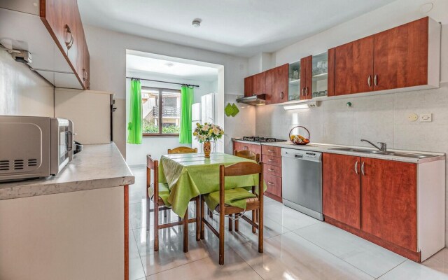 Stunning Home in Pula With Wifi and 7 Bedrooms