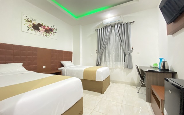 Hotel Tonapa Prince Sorowako Mitra RedDoorz