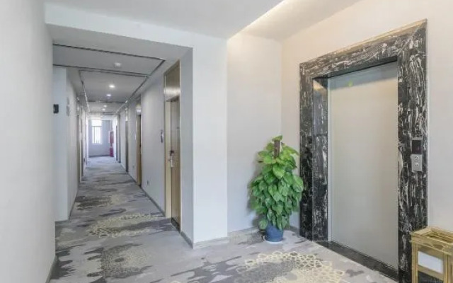 Fujiang Boutique Hotel (Longyandong Station Branch)
