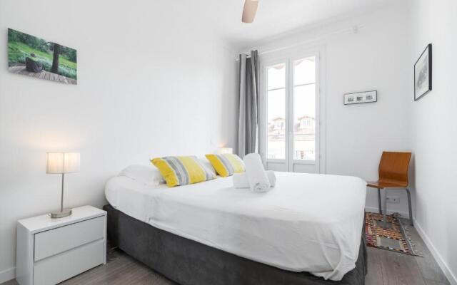 Cosy 2 Bdrs-Terrace near GaribaldiVieux NicePort