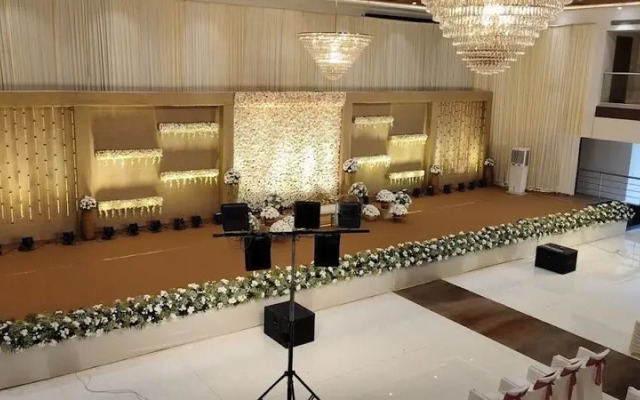 Vivaaha Mahal