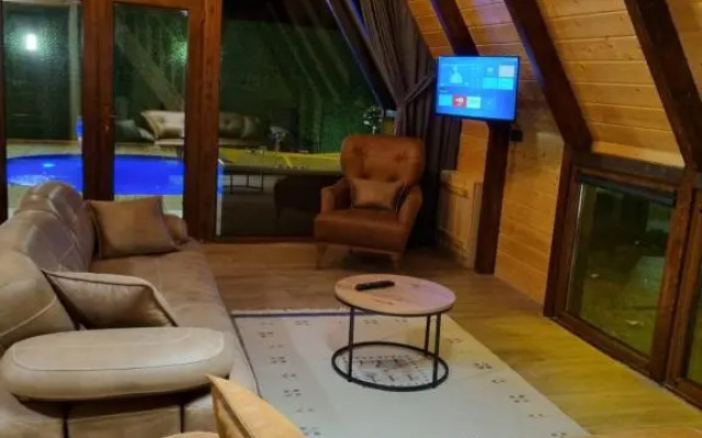 Sapanca Tuem Bungalov