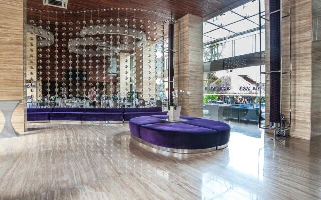 Grand Mega Resort & Spa Bali