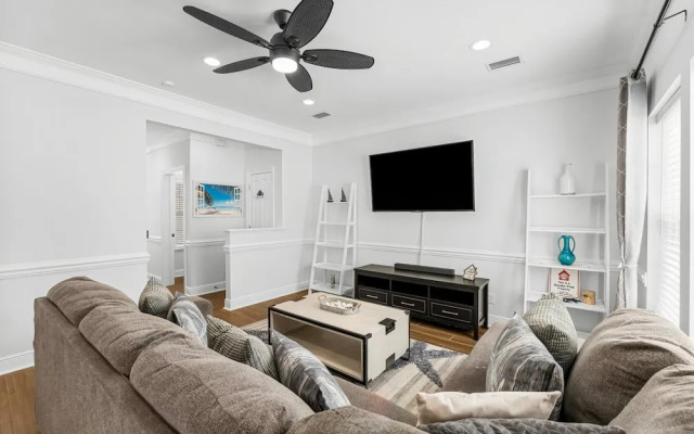 Pet Friendly Beach House - Sunset Escape