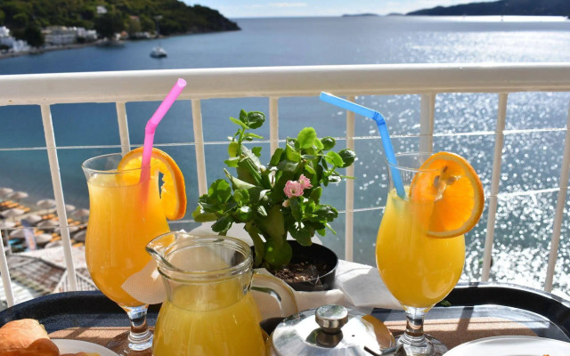 New Aegli Resort Hotel